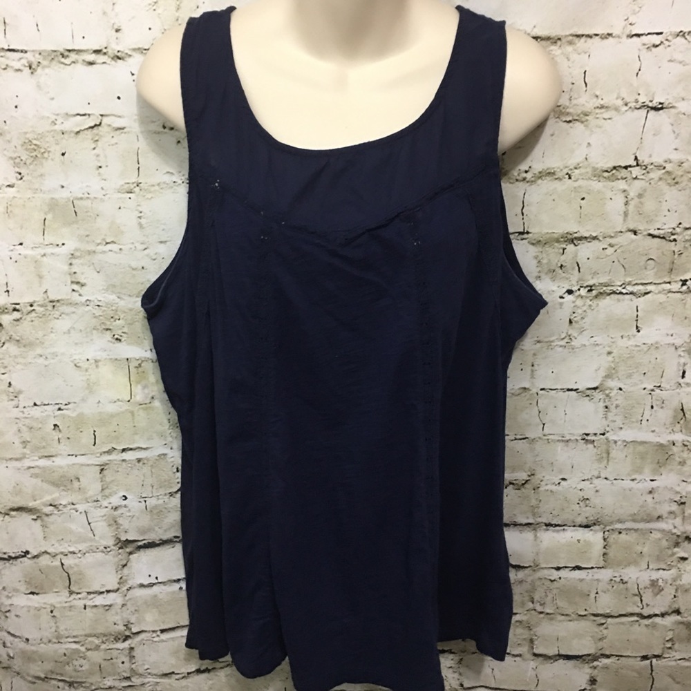 🌻 Gap Navy Blue Lace Inset Tank Top